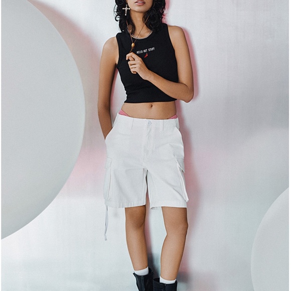 White denim cargo pockets loose short jorts NWT - Picture 13 of 13